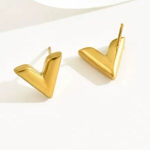 Gold Filled V Stud Earrings‎ Modern Minimalist Geometric Earrings Jewelry, 12mm
